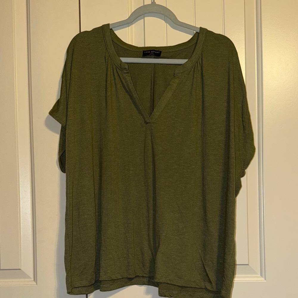 Lane Bryant Olive Green Notch V-Neck Short Sleeve Tee